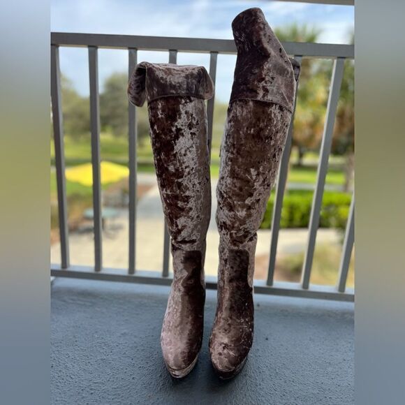Nwt Rouge Helium Taupe Velvet High Heeled Boots  Women’s Size 11 Shoes - Picture 2 of 9